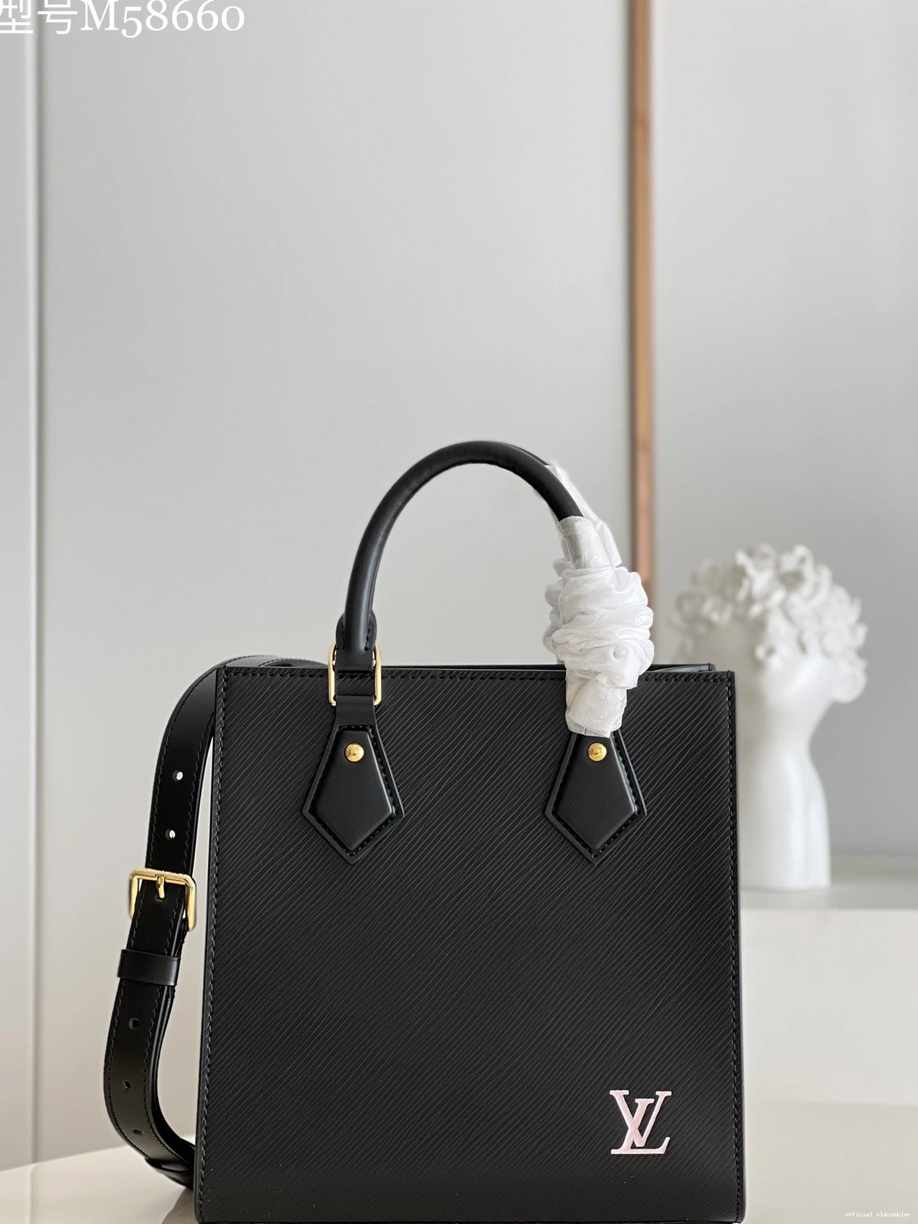 Official oldcobbler PETIT SAC VUITTON PLAT LOUIS 0717